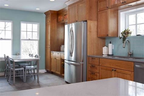 paint colors with oak cabinets and stainless steel appliances|paint colors for oak cabinets.